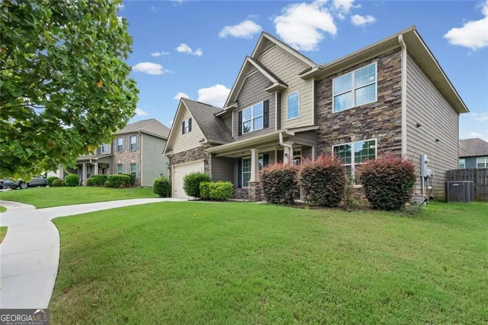 1125 Acorn Oak DR Lawrenceville, GA 30045