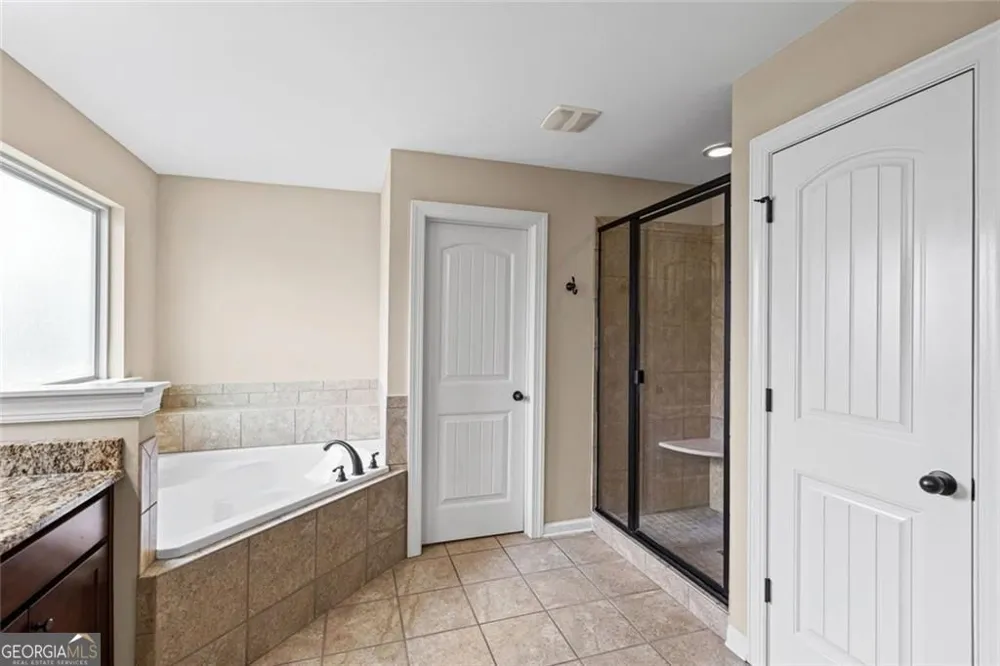 1125 Acorn Oak DR Lawrenceville, GA 30045