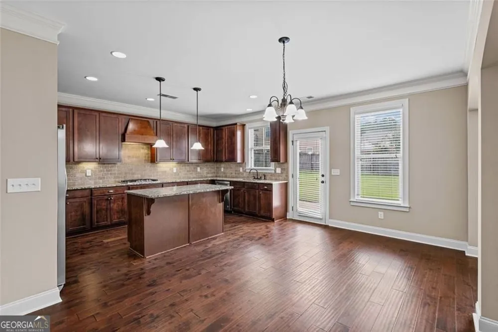 1125 Acorn Oak DR Lawrenceville, GA 30045