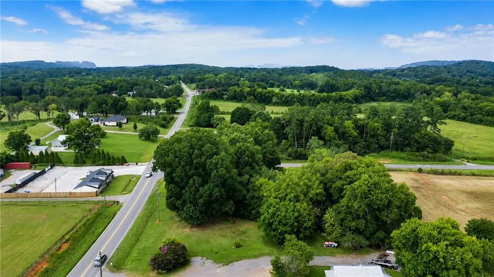 507 Burnt Hickory Road SE Cartersville, GA 30120