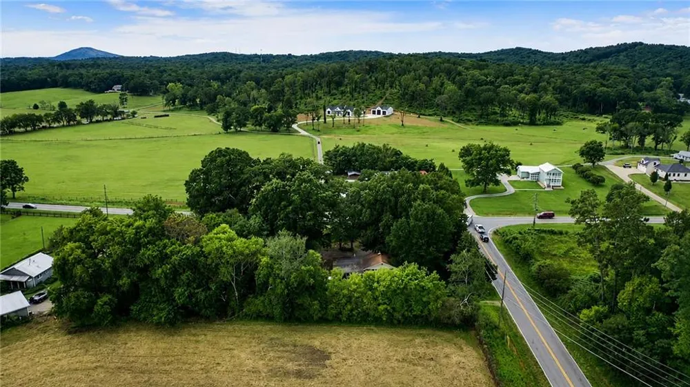 507 Burnt Hickory Road SE Cartersville, GA 30120