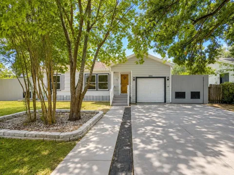 2506 Edgewood Street