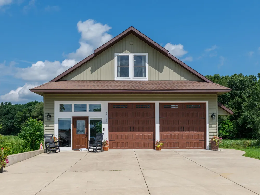 32144 Chamberlin Drive Lawton, MI 49065