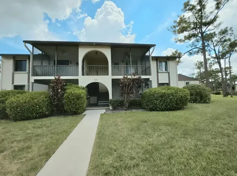 334 Knotty Pine Circle #D-2