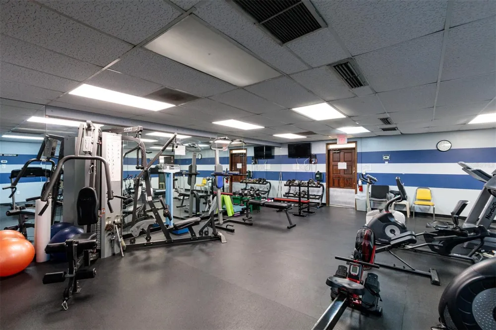 10036 63RD AVENUE #17 St Petersburg, FL 33708