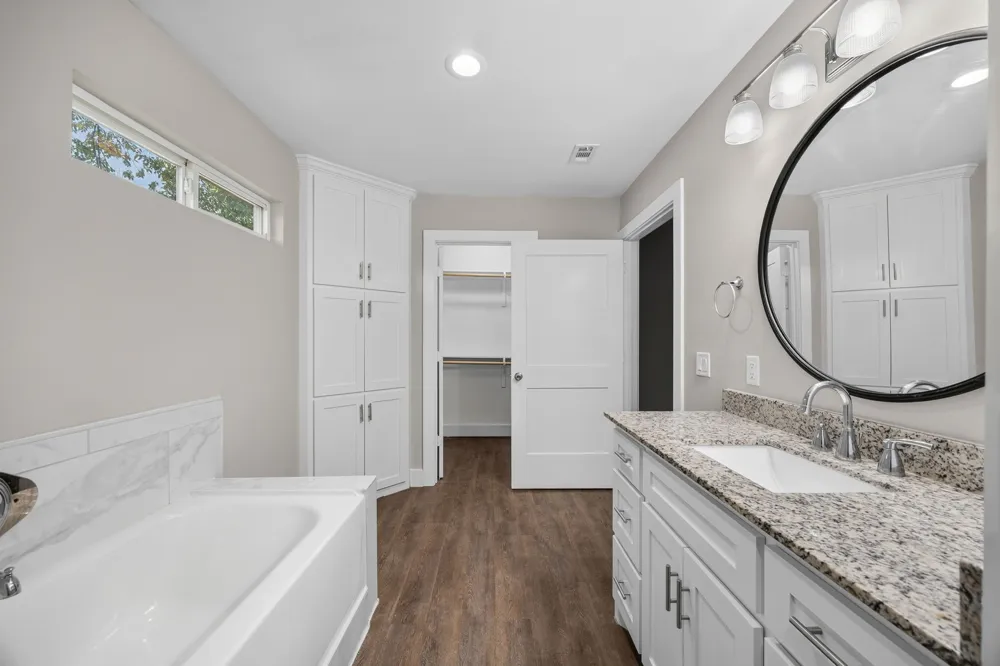 5250 Cooper Street Reno, TX 75462