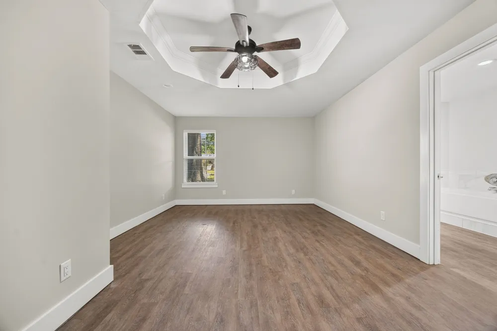 5250 Cooper Street Reno, TX 75462