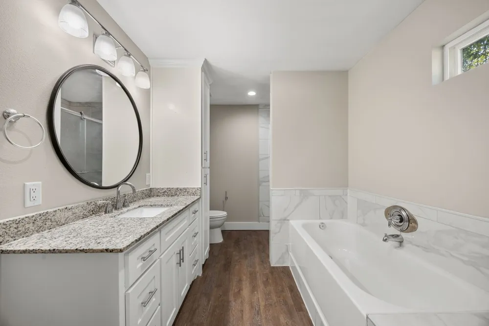 5250 Cooper Street Reno, TX 75462