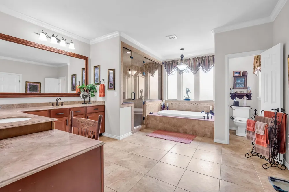 103 Roundabout Lane Huntsville, TX 77320