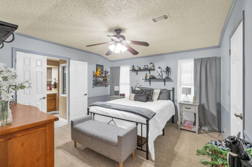 103 Roundabout Lane Huntsville, TX 77320