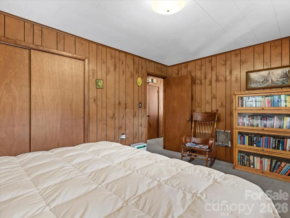 198 Florida Hill Drive Green Mountain, NC 28740