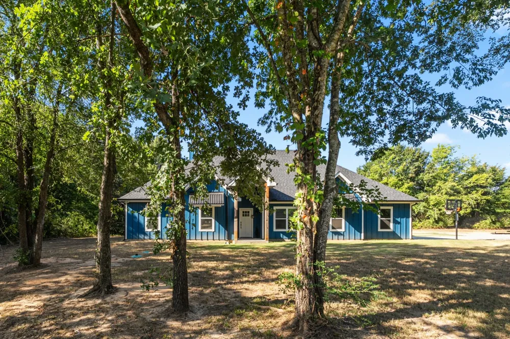 914 Pin Oak Street Trinidad, TX 75163