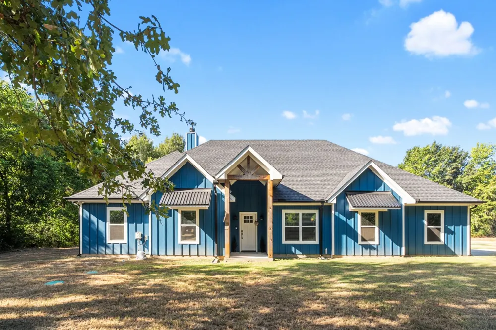914 Pin Oak Street Trinidad, TX 75163