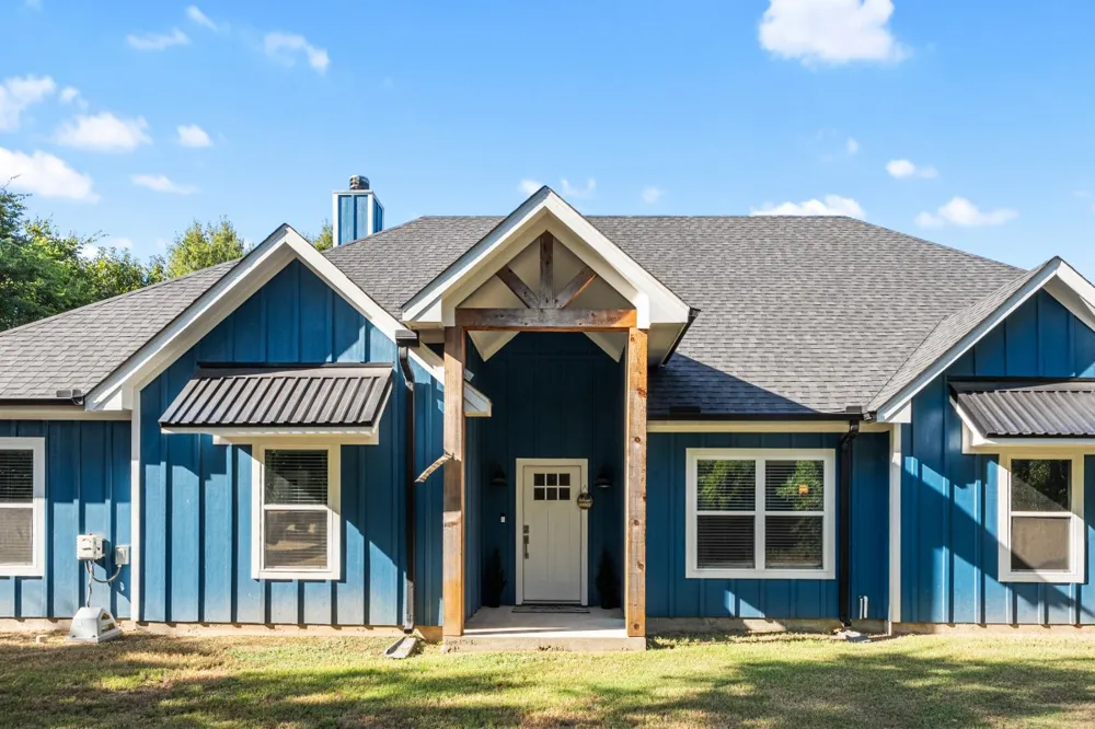 914 Pin Oak Street Trinidad, TX 75163