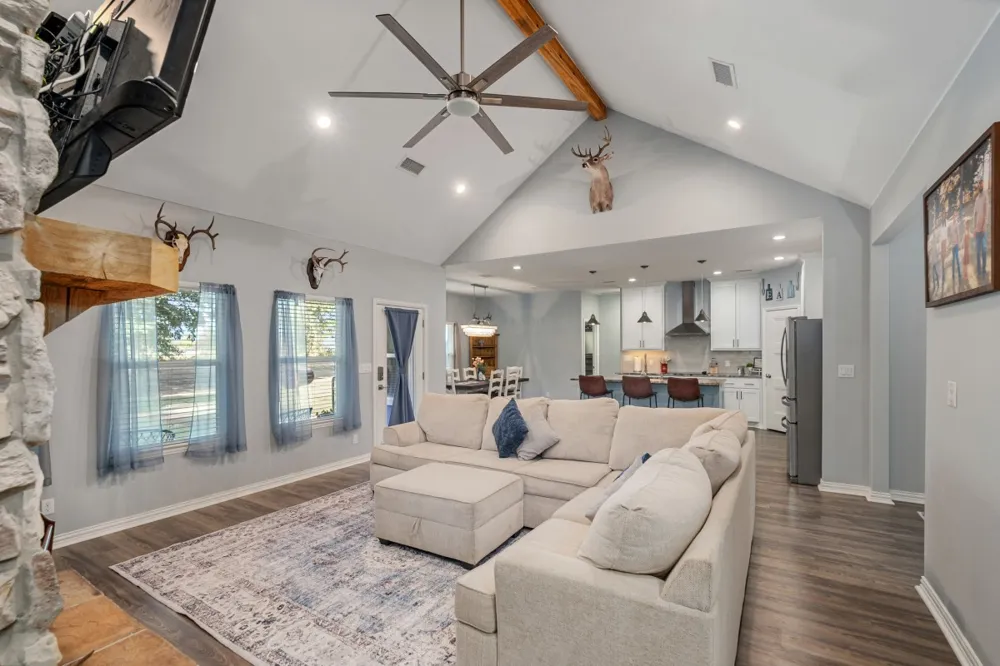 914 Pin Oak Street Trinidad, TX 75163