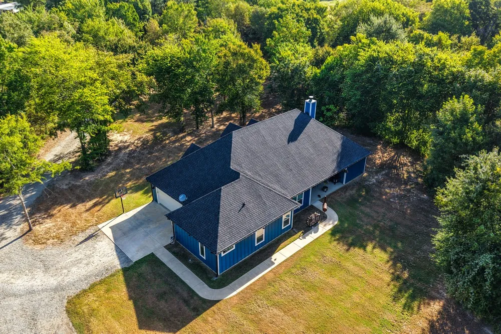 914 Pin Oak Street Trinidad, TX 75163