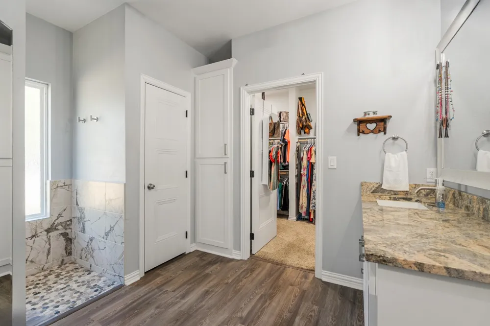 914 Pin Oak Street Trinidad, TX 75163