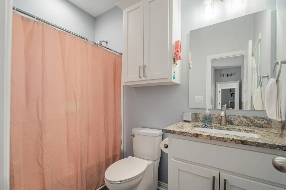 914 Pin Oak Street Trinidad, TX 75163