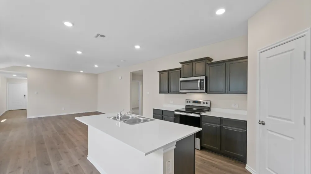 651 Sky Muse Drive Lavon, TX 75166