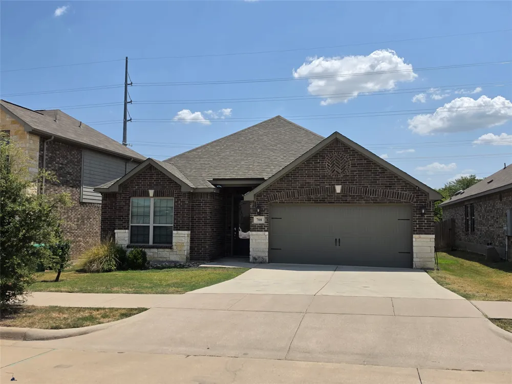708 Lansman Trail Denton, TX 76207