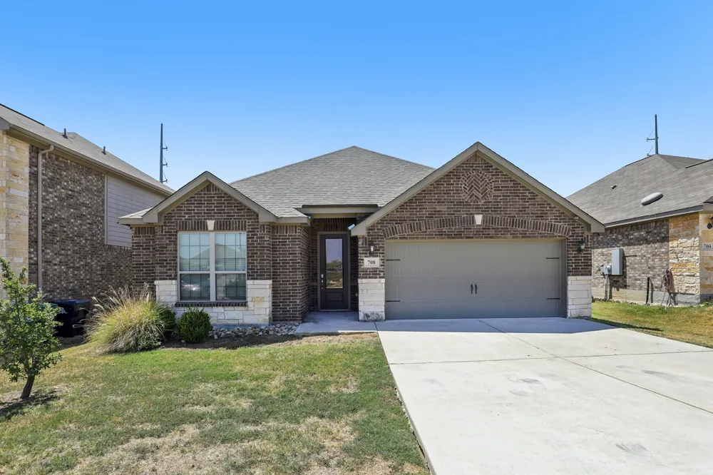 708 Lansman Trail Denton, TX 76207
