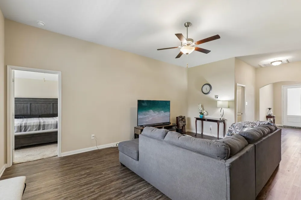 708 Lansman Trail Denton, TX 76207