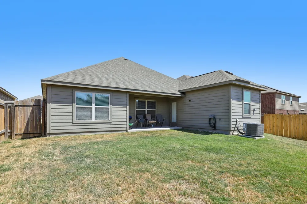 708 Lansman Trail Denton, TX 76207