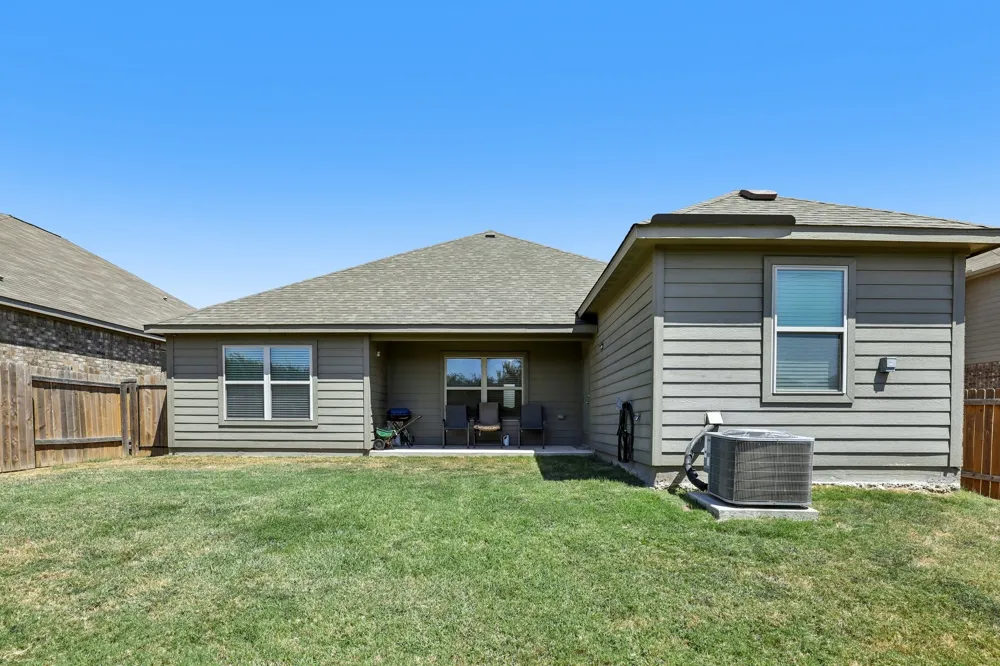 708 Lansman Trail Denton, TX 76207