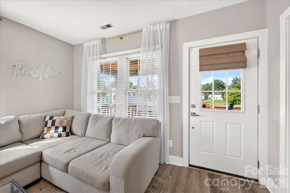 3331 Tuckaseegee Road Charlotte, NC 28208