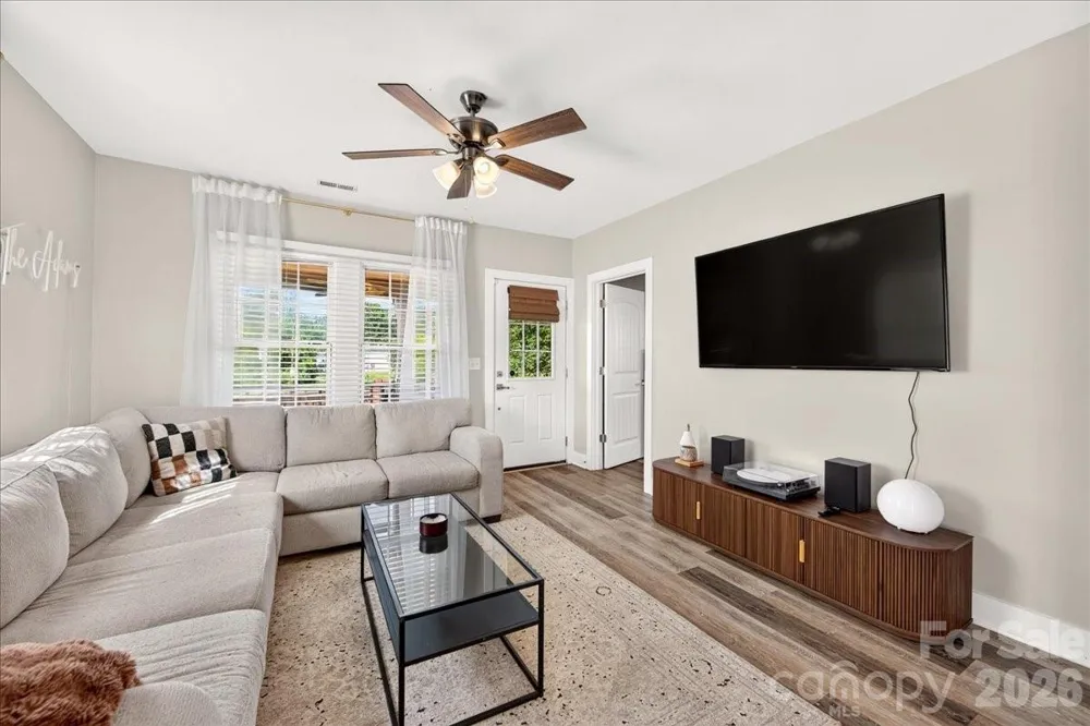 3331 Tuckaseegee Road Charlotte, NC 28208