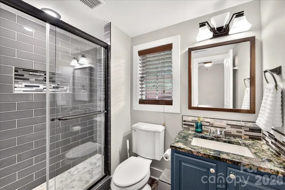 3331 Tuckaseegee Road Charlotte, NC 28208