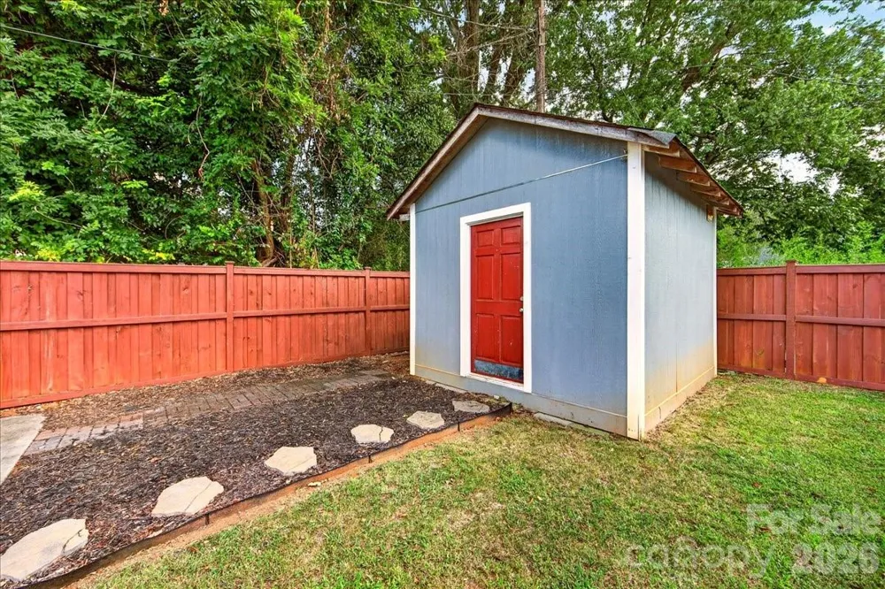 3331 Tuckaseegee Road Charlotte, NC 28208