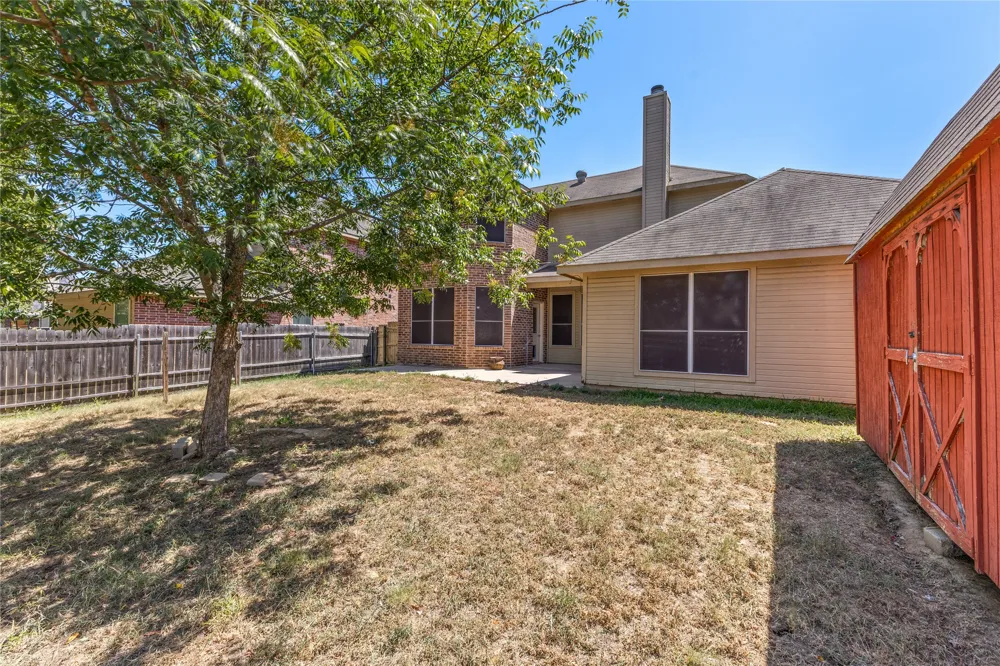 401 Hidden Knoll Drive Burleson, TX 76028