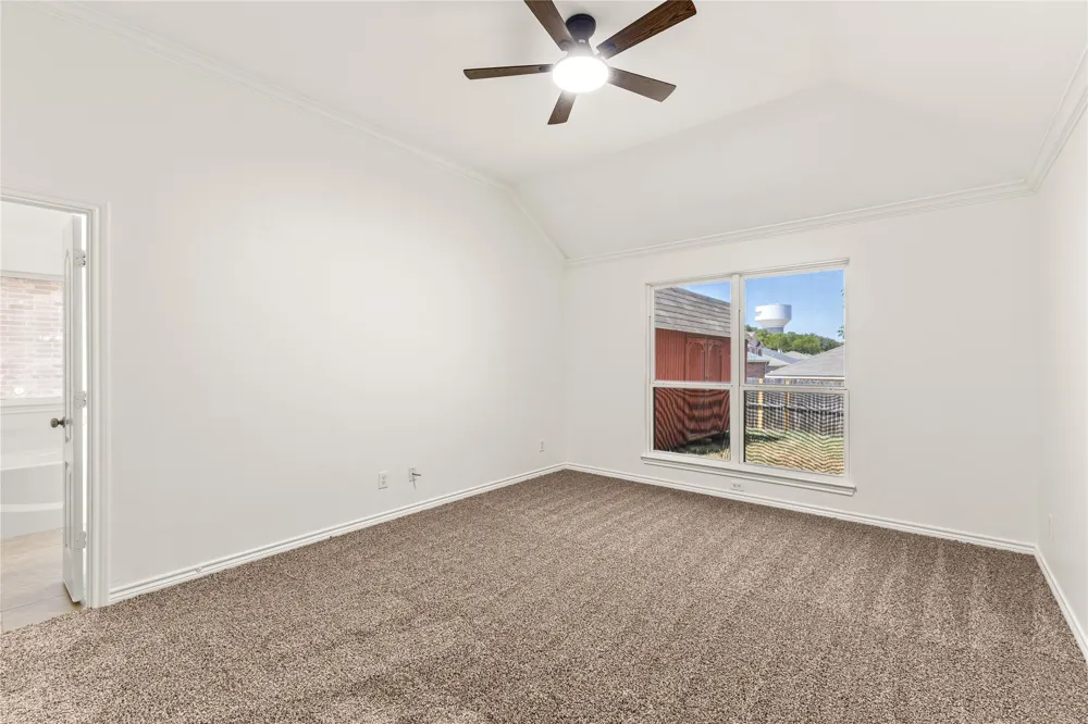 401 Hidden Knoll Drive Burleson, TX 76028