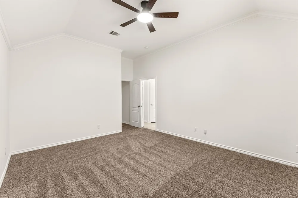 401 Hidden Knoll Drive Burleson, TX 76028