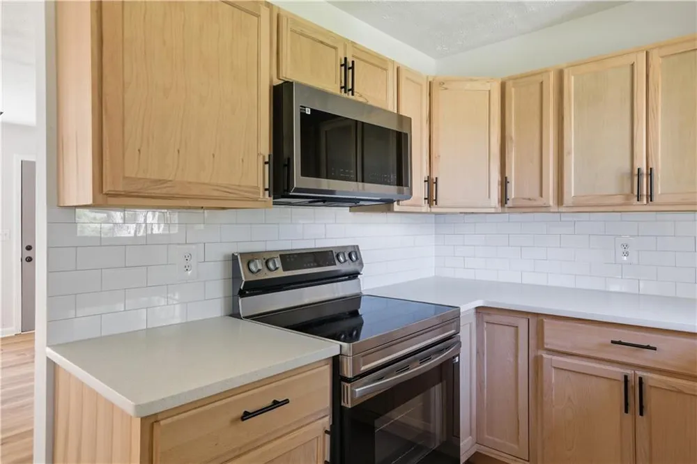 5734 Hill Road Powder Springs, GA 30127