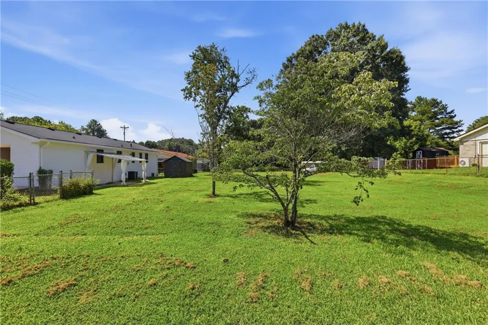 5734 Hill Road Powder Springs, GA 30127