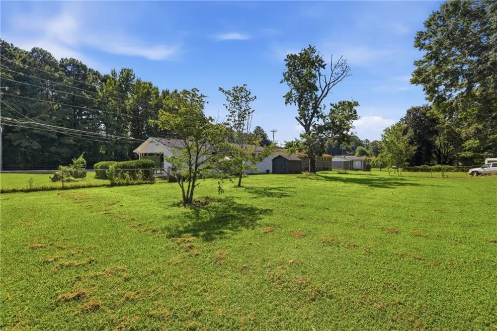 5734 Hill Road Powder Springs, GA 30127