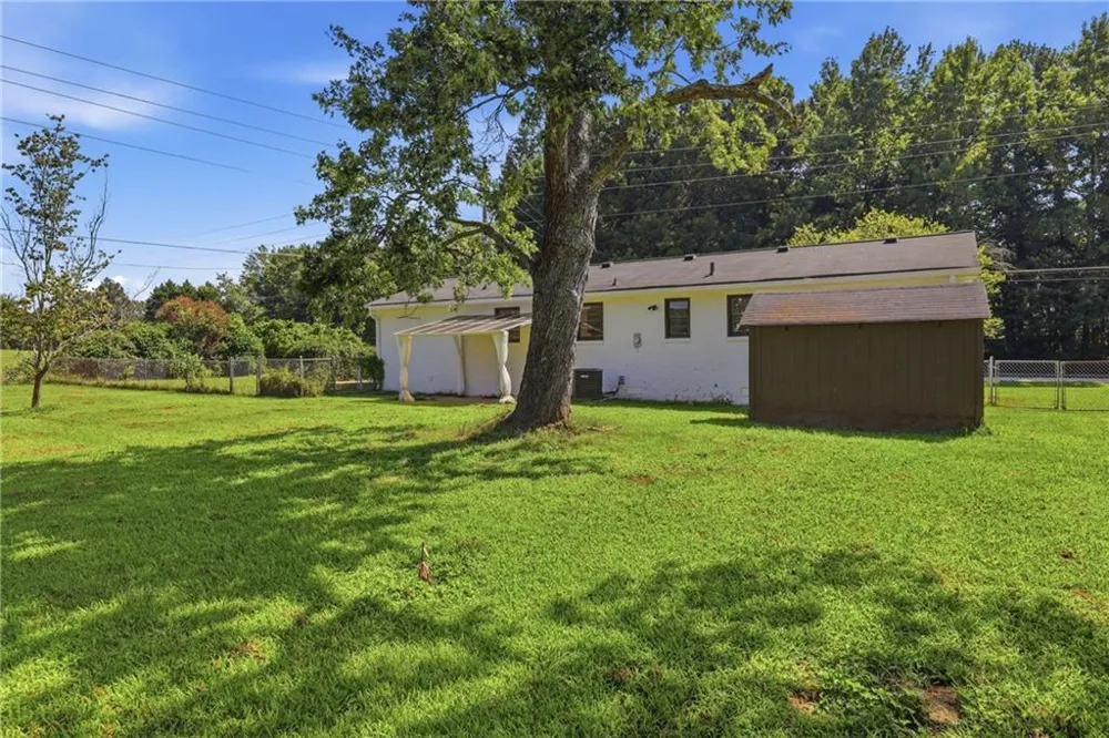 5734 Hill Road Powder Springs, GA 30127