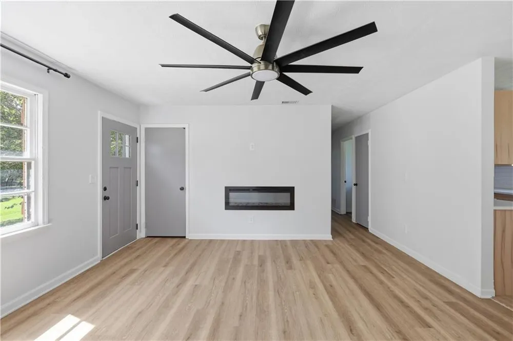 5734 Hill Road Powder Springs, GA 30127