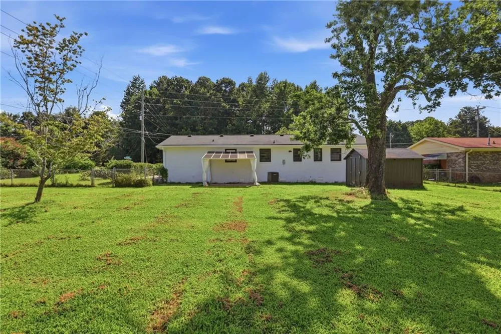 5734 Hill Road Powder Springs, GA 30127