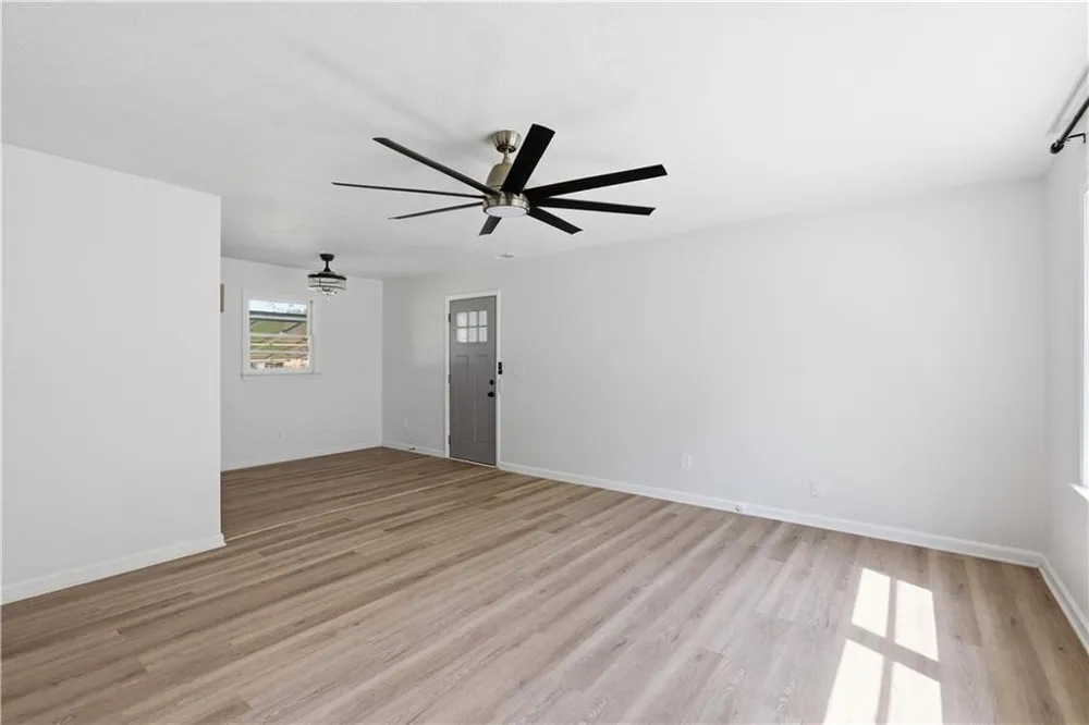 5734 Hill Road Powder Springs, GA 30127