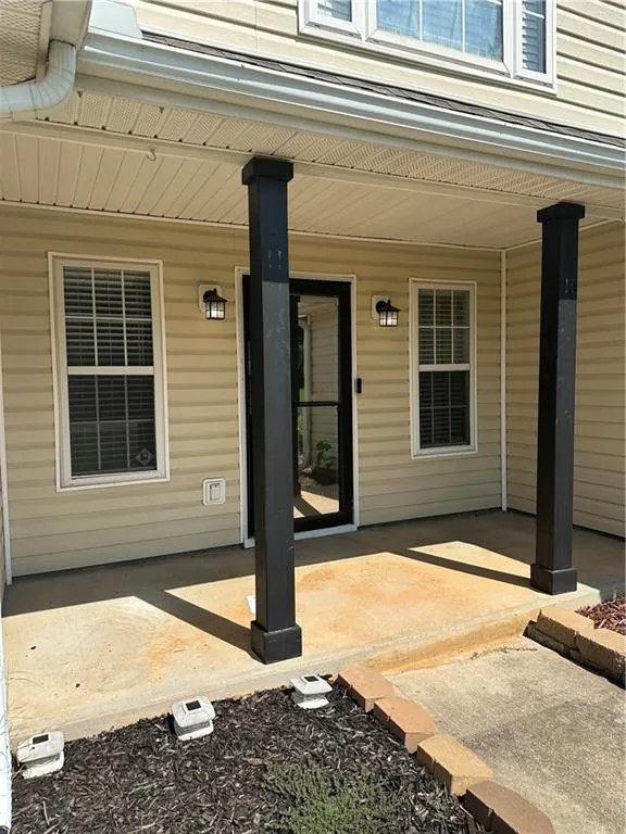 310 Windermere Drive Loganville, GA 30052