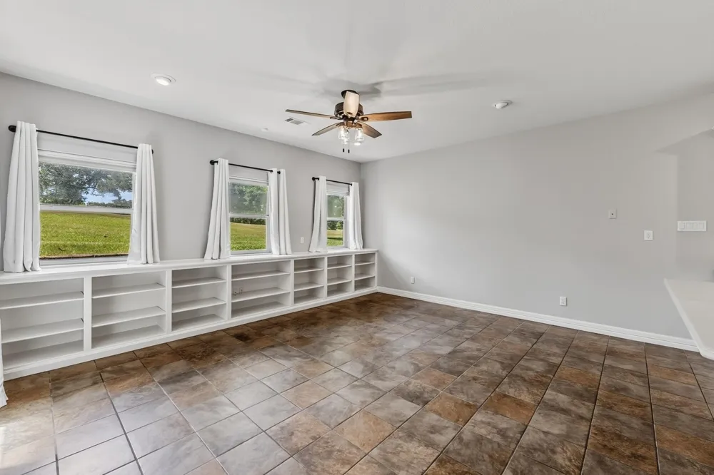 501 Cherry Hills Drive Huntsville, TX 77340