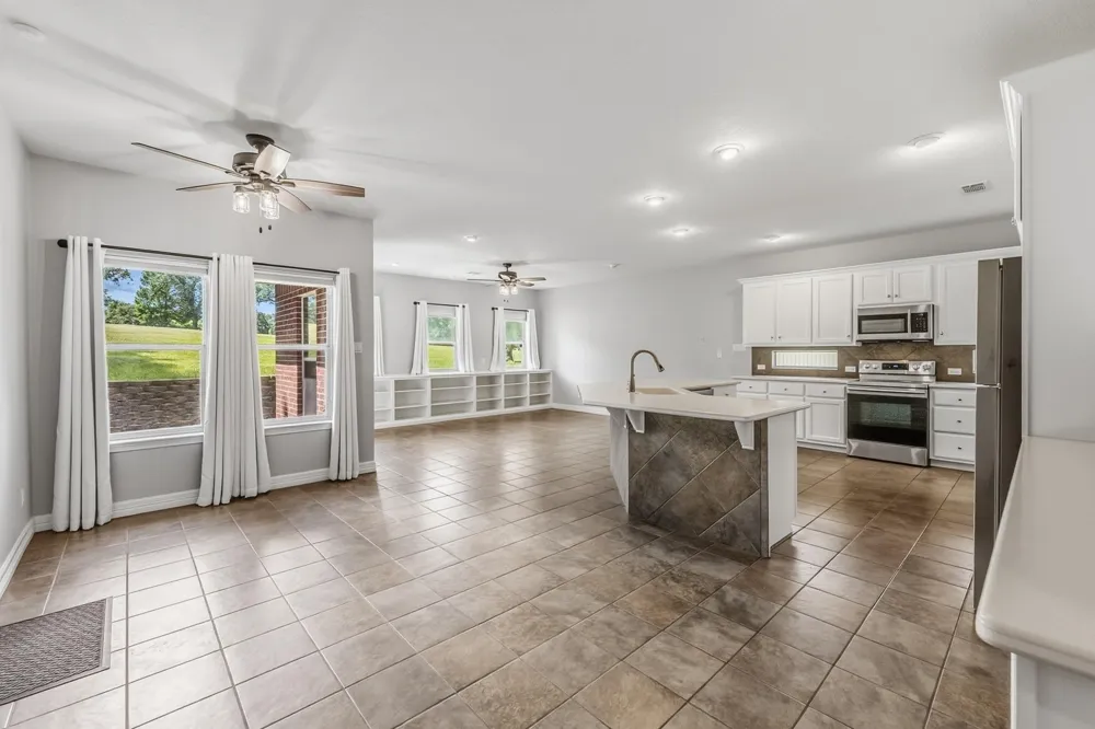 501 Cherry Hills Drive Huntsville, TX 77340