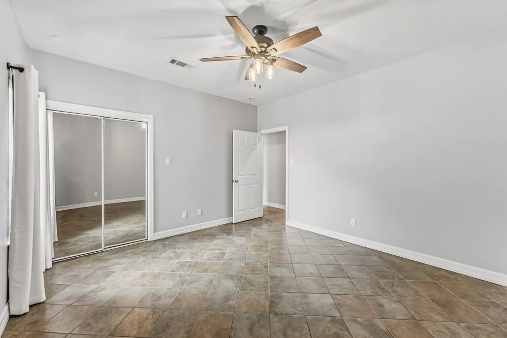 501 Cherry Hills Drive Huntsville, TX 77340
