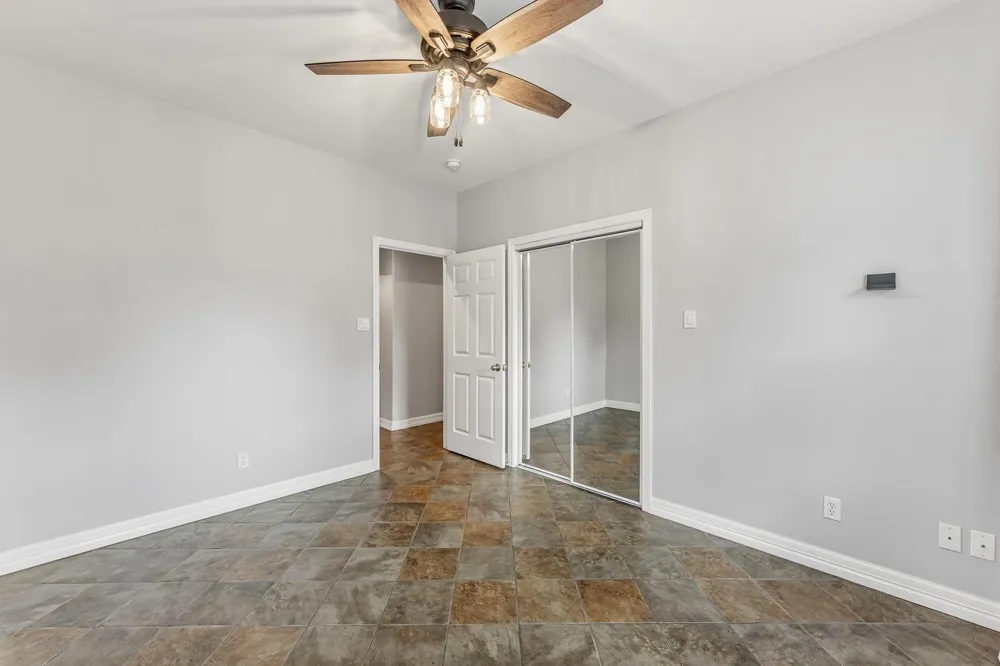 501 Cherry Hills Drive Huntsville, TX 77340