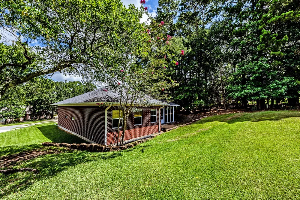 501 Cherry Hills Drive Huntsville, TX 77340