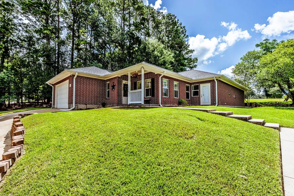 501 Cherry Hills Drive Huntsville, TX 77340