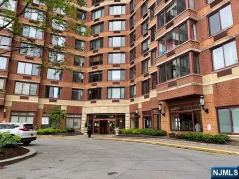 100 Old Palisade 2710